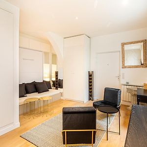 Studio met een King Size Bed